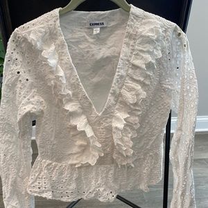 Express women’s White ruffle eyelet blouse XS